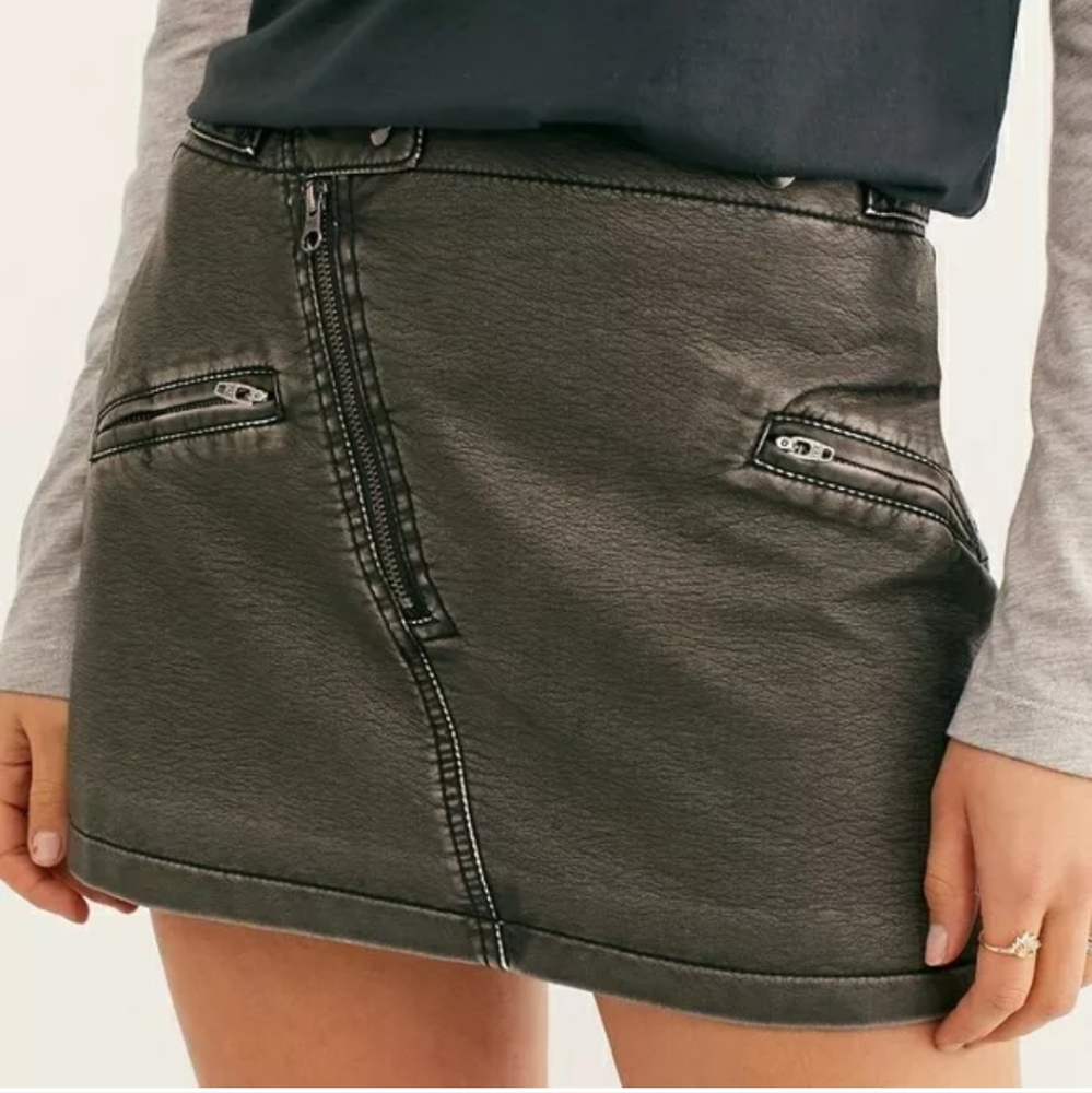 Free People Havana Heat Faux Leather Mini Skirt Size 10